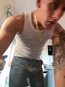 PeytonJohnn online show from November 2025 07:39:01 PM