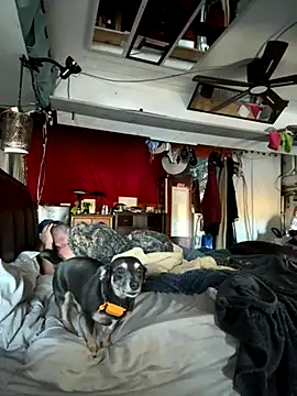 PeytonJohnn online show from December 2025 04:08:02 PM