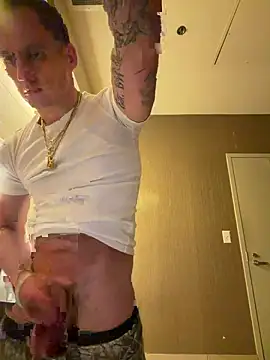 PeytonJohnn online show from November 2025 08:07:02 AM