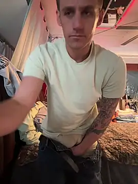 PeytonJohnn online show from February 2026 05:04:02 PM