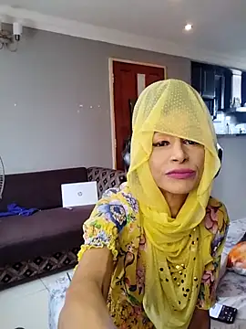 Snapshot of KamaLila chatting on October 2025 10:34:01 AM KamaLila online show from October 2025 10:34:01 AM