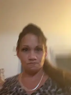 Snapshot of ALLURET4U chatting on December 2024 04:45:02 AM ALLURET4U online show from December 2024 04:45:02 AM