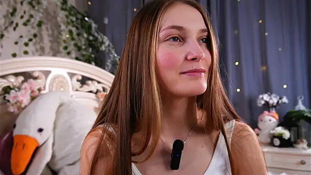 MonaEldon online show from March 2026 08:10:02 AM