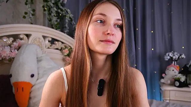 MonaEldon online show from February 2026 02:46:02 AM