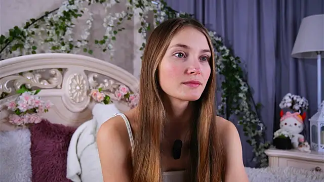 MonaEldon online show from November 2025 02:01:02 AM