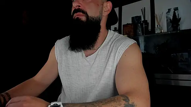 Snapshot of axxelrich_ chatting on October 2025 06:15:01 AM axxelrich online show from October 2025 06:15:01 AM