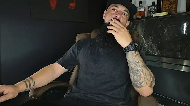 axxelrich  online show from November 2025 05:01:01 AM