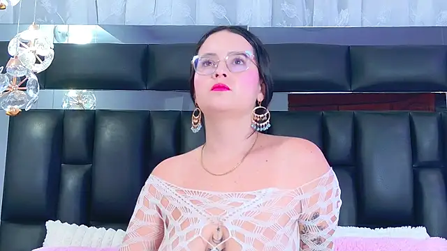 DahianaMoss online show from May 2026 12:47:01 PM