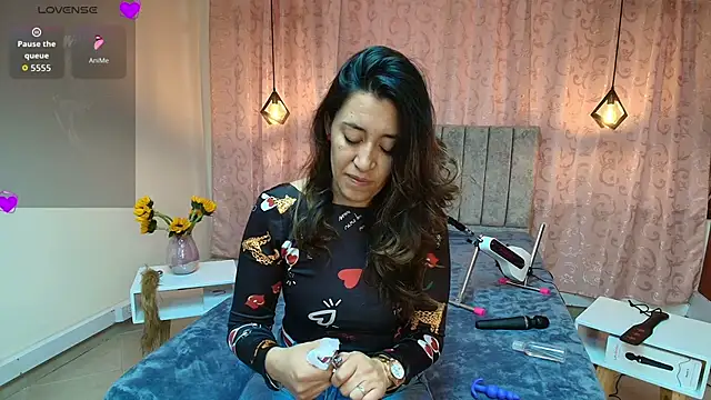 VioletaScott  online show from November 2025 01:27:02 PM