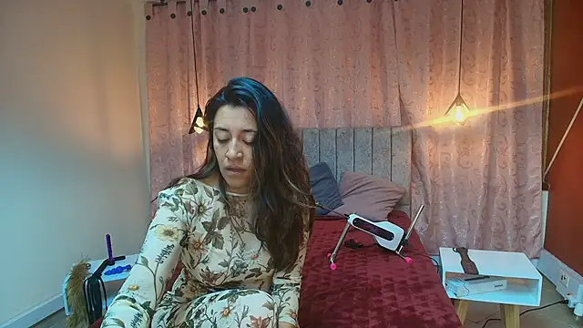 VioletaScott  online show from November 2025 12:28:02 PM