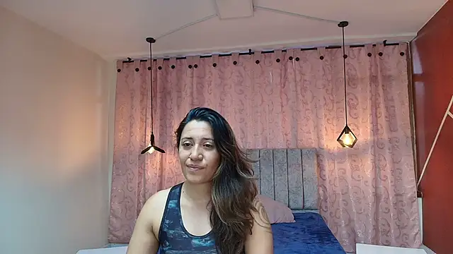 Snapshot of VioletaScott_ chatting on September 2025 02:27:01 PM VioletaScott online show from September 2025 02:27:01 PM