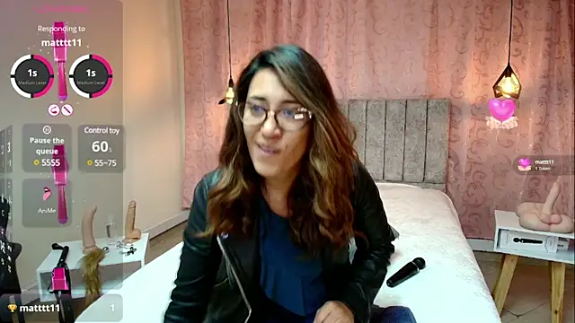 Snapshot of VioletaScott_ chatting on February 2025 12:56:01 PM VioletaScott online show from February 2025 12:56:01 PM