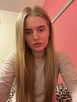 yourhornyslut online show from February 2025 08:42:02 PM