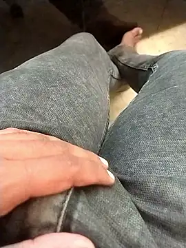 kunalmishra2003 online show from November 2025 05:17:02 AM