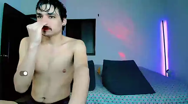 Sun Moon0 online show from March 2025 04:27:01 AM