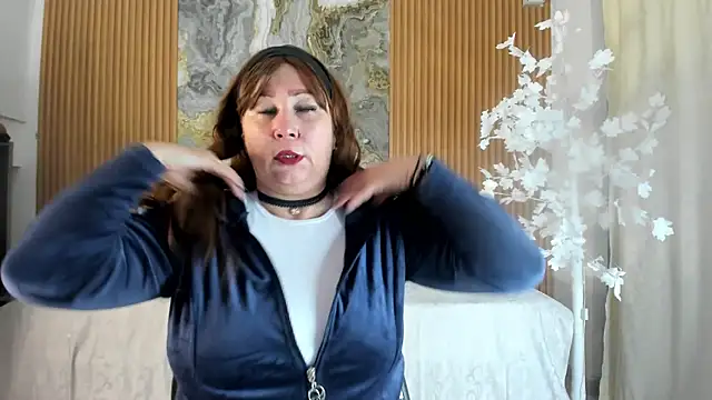 Danna topless online show from January 2026 12:08:02 PM