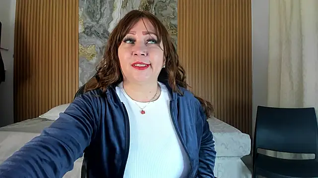 Danna topless online show from December 2025 12:04:01 PM