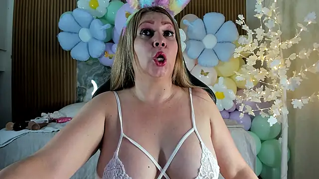 Danna topless online show from March 2026 12:07:02 PM