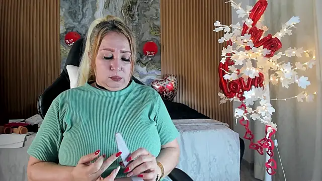 Danna topless online show from March 2026 12:10:02 PM