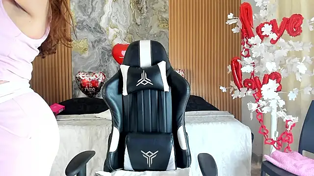 Danna topless online show from March 2026 12:10:02 PM