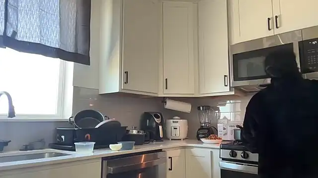 londonsfantasy online show from April 2026 07:10:02 PM