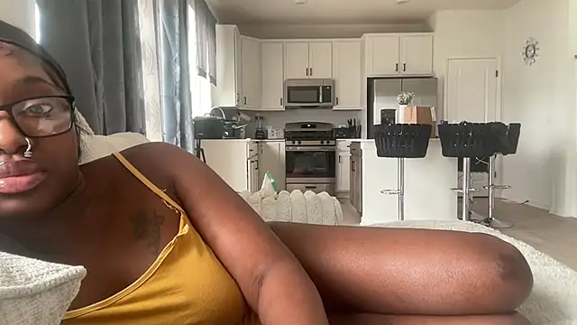 londonsfantasy online show from April 2026 08:02:01 PM