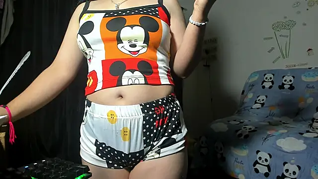 litle mily  online show from January 2025 01:11:01 AM