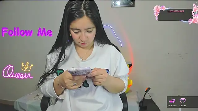 litle mily  online show from July 2026 10:06:02 PM
