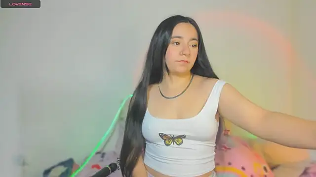 litle mily  online show from November 2025 08:45:01 PM