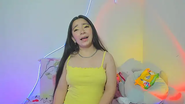 litle mily  online show from October 2025 09:33:02 PM