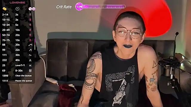 lovelylucyy online show from February 2025 02:30:01 AM