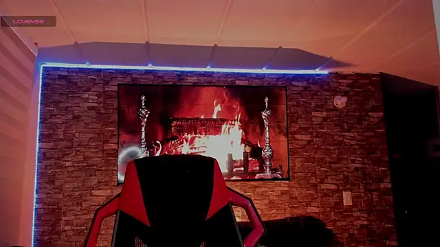 Snapshot of Charlotte_greys chatting on December 2025 11:58:01 PM Charlotte greys online show from December 2025 11:58:01 PM