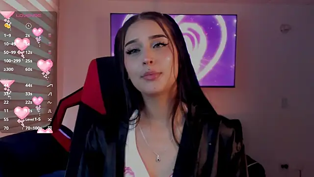 Snapshot of Charlotte_greys chatting on November 2025 08:36:02 PM Charlotte greys online show from November 2025 08:36:02 PM