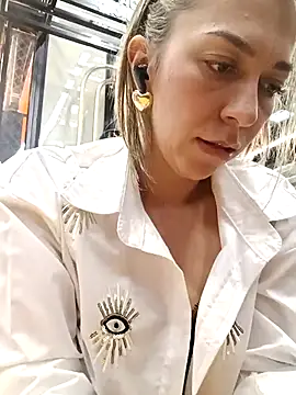 Snapshot of rachellboom chatting on February 2025 10:58:01 PM rachellboom online show from February 2025 10:58:01 PM