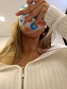 Snapshot of rachellboom chatting on March 2025 12:53:01 AM rachellboom online show from March 2025 12:53:01 AM