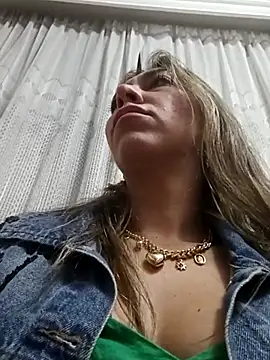 Snapshot of rachellboom chatting on March 2025 03:06:01 AM rachellboom online show from March 2025 03:06:01 AM