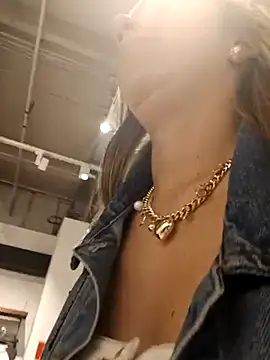 Snapshot of rachellboom chatting on March 2025 12:23:02 AM rachellboom online show from March 2025 12:23:02 AM