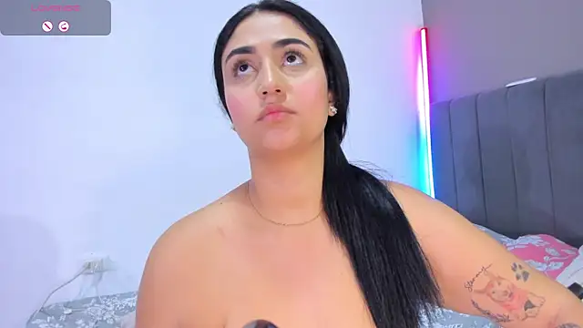 curvy jhacky online show from February 2025 05:04:02 AM
