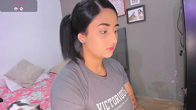 curvy jhacky online show from February 2025 07:06:02 PM
