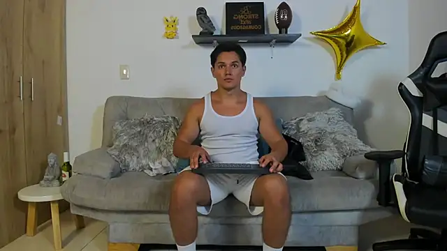 julian wallace online show from November 2025 05:17:02 PM