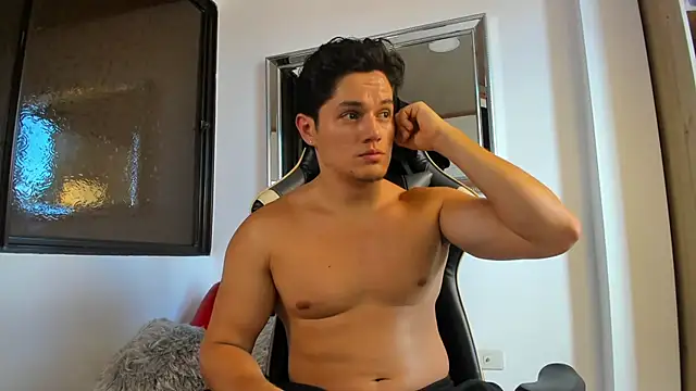 julian wallace online show from April 2026 07:28:02 PM