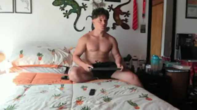 julian wallace online show from February 2026 01:54:02 PM