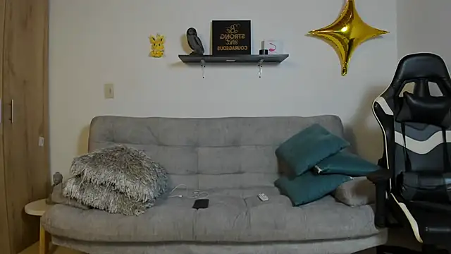 julian wallace online show from January 2026 11:00:02 PM