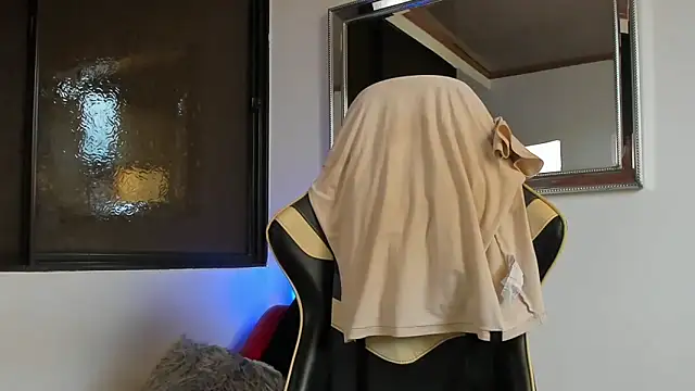 julian wallace online show from March 2026 07:38:01 PM