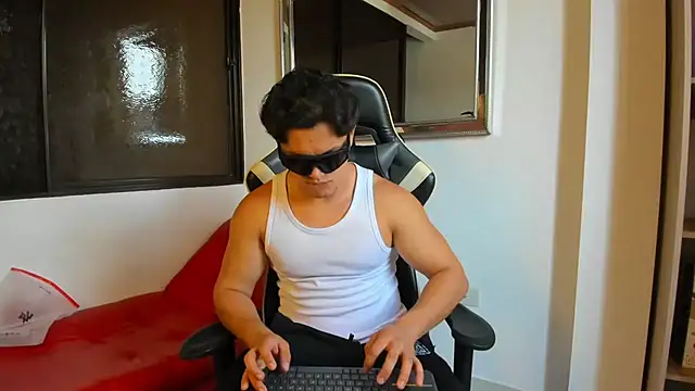 julian wallace online show from March 2026 02:12:01 PM