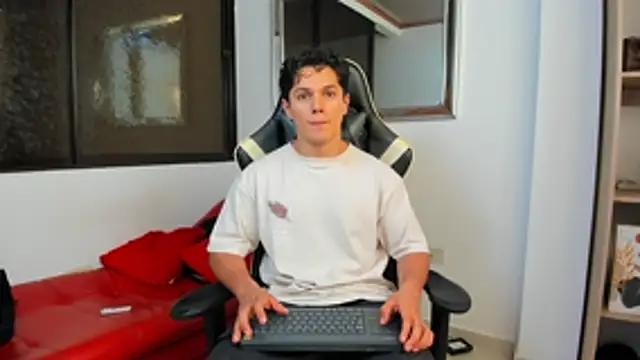 julian wallace online show from February 2026 09:01:02 PM