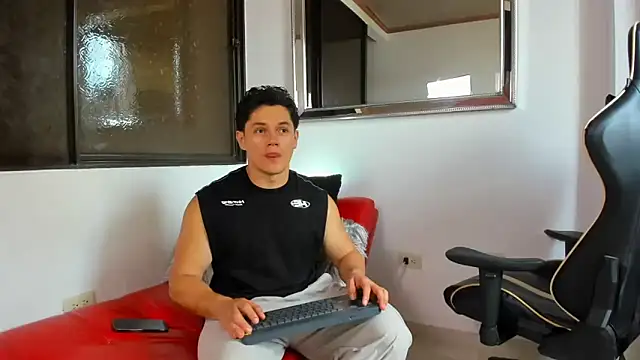 julian wallace online show from March 2026 07:36:01 PM