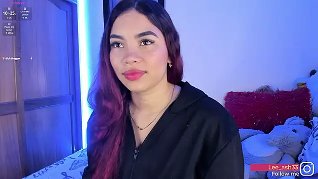 Snapshot of Lee_Ash chatting on February 2026 04:32:01 AM Lee Ash online show from February 2026 04:32:01 AM