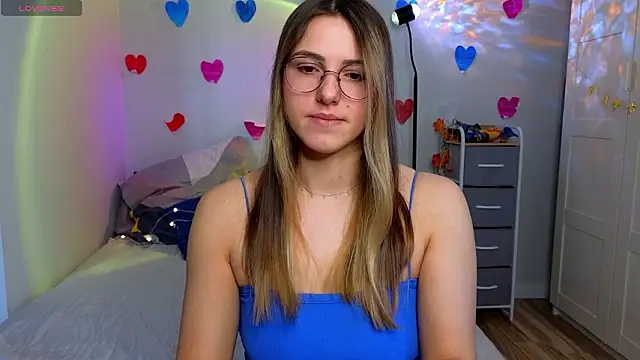 sophia euphoriaa online show from March 2026 07:47:01 AM