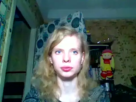 Snapshot of SexyAndYunge chatting on December 2024 01:03:01 PM SexyAndYunge online show from December 2024 01:03:01 PM